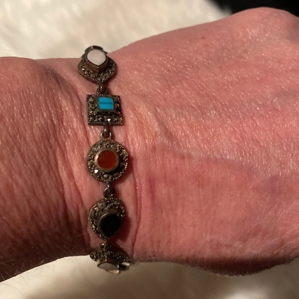 Women’s NWT multi gemstone marcasite Bracelet